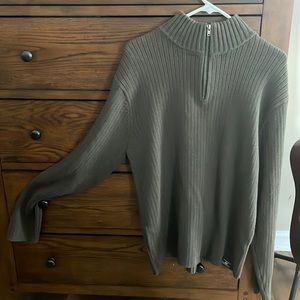 American Eagle Long Sleeve Sweater